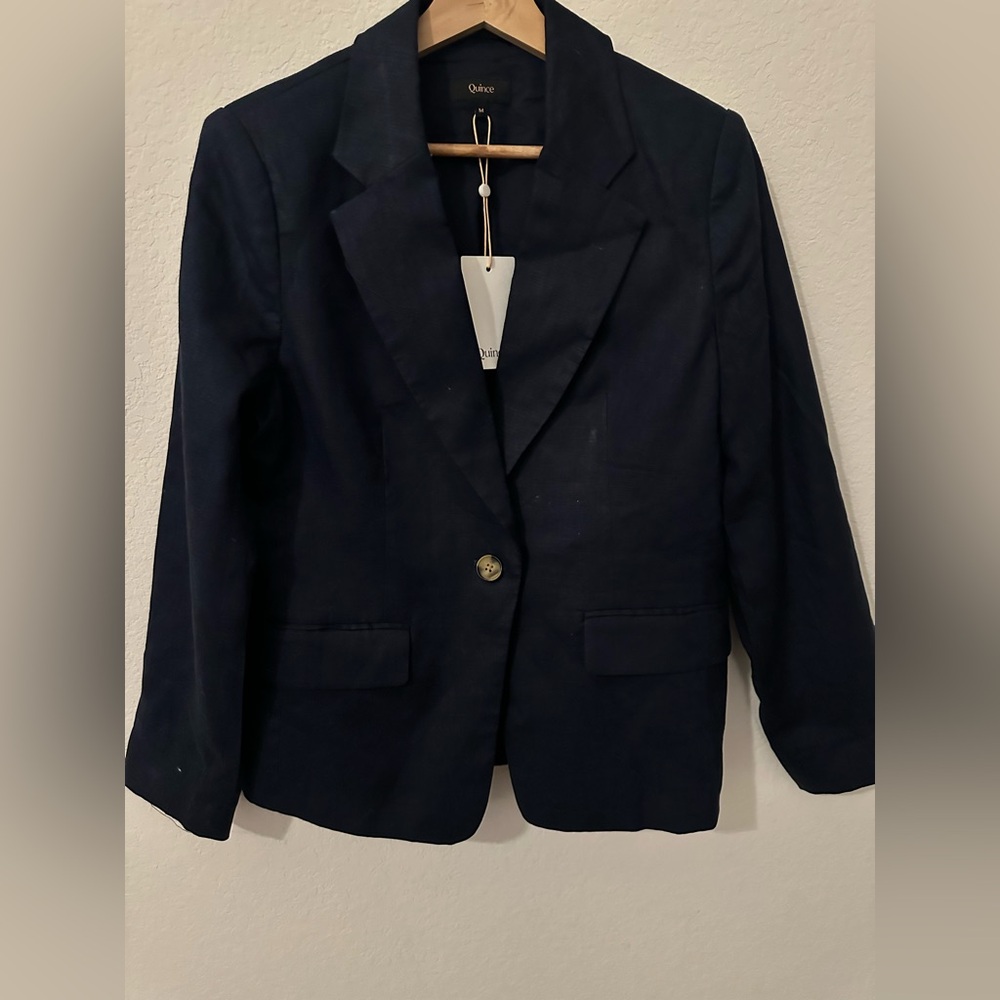 NWT - Quince Structured Navy Linen M Women’s Navy Blazer - Picture 4 of 8